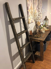 Rustic Blanket Ladder